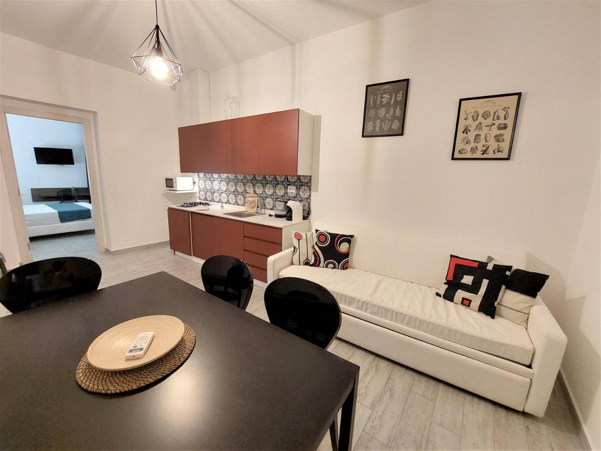 Leone Apartments Палермо Экстерьер фото