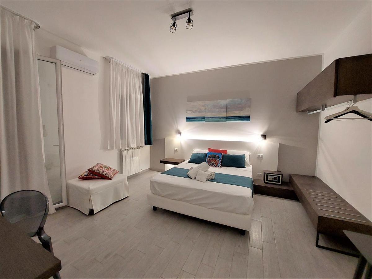Leone Apartments Палермо Экстерьер фото